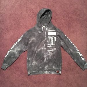 Twenty One Pilots tour hoodie